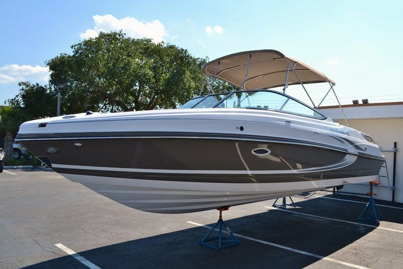 Thumbnail 3 for New 2014 Rinker Captiva 276 Bowrider boat for sale in West Palm Beach, FL