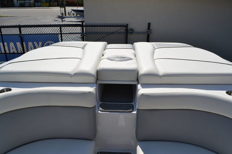 Thumbnail 30 for New 2014 Rinker Captiva 276 Bowrider boat for sale in West Palm Beach, FL