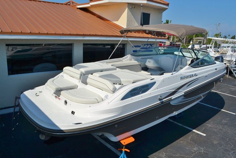 Thumbnail 38 for New 2014 Rinker Captiva 276 Bowrider boat for sale in West Palm Beach, FL