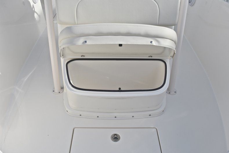 Thumbnail 54 for New 2019 Cobia 277 Center Console boat for sale in West Palm Beach, FL