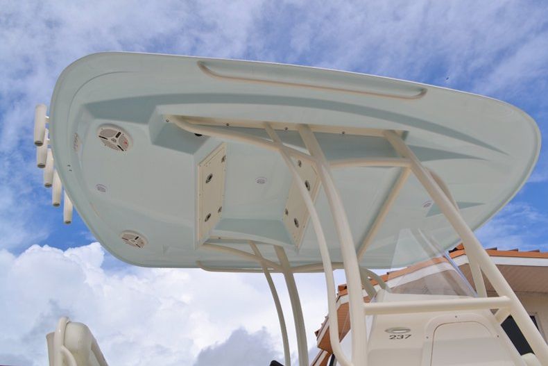 Thumbnail 8 for New 2015 Cobia 237 Center Console boat for sale in Vero Beach, FL