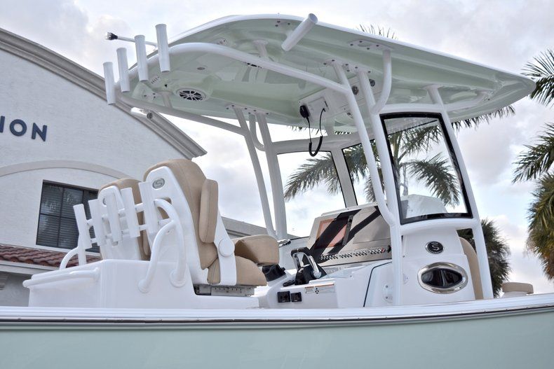 Thumbnail 9 for New 2018 Sportsman Open 282 TE Center Console boat for sale in West Palm Beach, FL