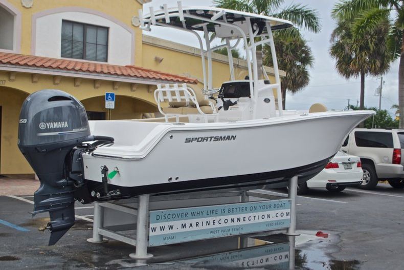 Thumbnail 8 for New 2017 Sportsman Open 212 Center Console boat for sale in Miami, FL