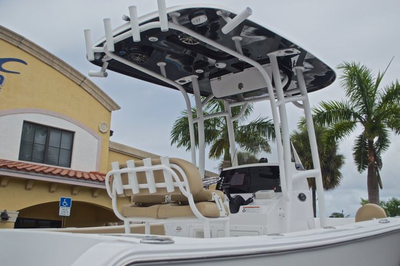 Thumbnail 10 for New 2017 Sportsman Open 212 Center Console boat for sale in Miami, FL