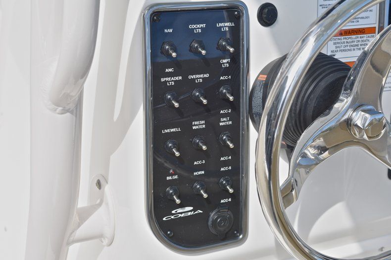 Thumbnail 33 for New 2018 Cobia 220 Center Console boat for sale in West Palm Beach, FL