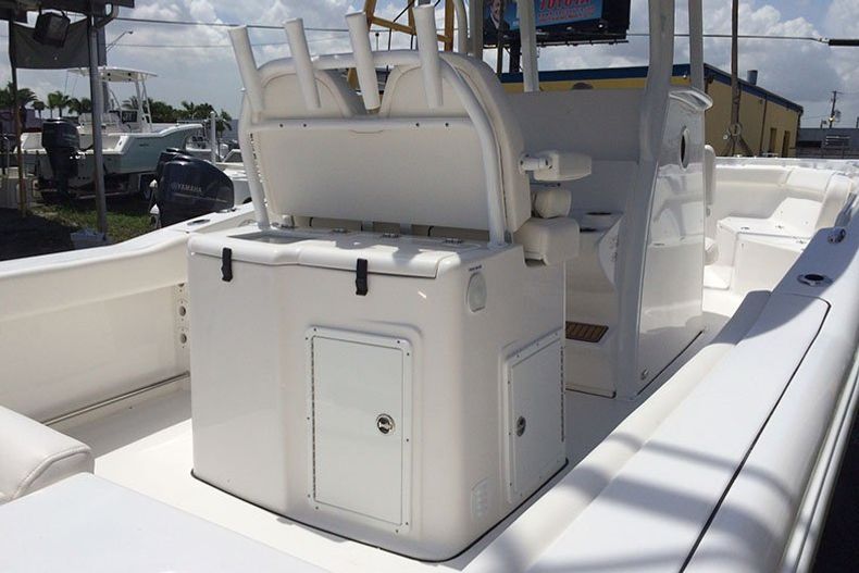 Thumbnail 4 for New 2015 Tidewater 280 CC Adventure Center Console boat for sale in Miami, FL