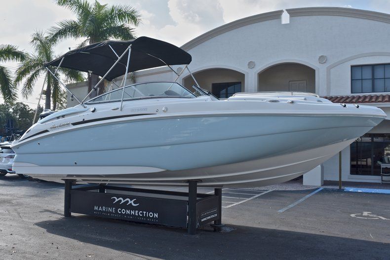 Thumbnail 1 for New 2018 Hurricane SunDeck SD 2400 OB boat for sale in West Palm Beach, FL