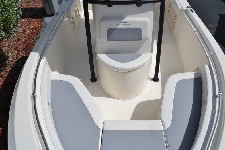 Thumbnail 12 for New 2018 Cobia 201 Center Console boat for sale in Miami, FL