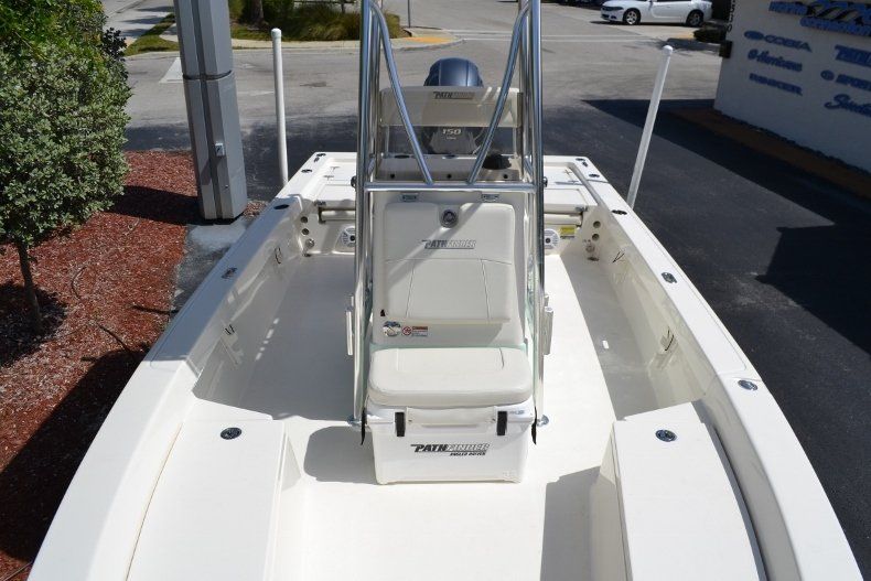 Thumbnail 14 for New 2017 Pathfinder 2200 TRS Bay Boat boat for sale in Vero Beach, FL