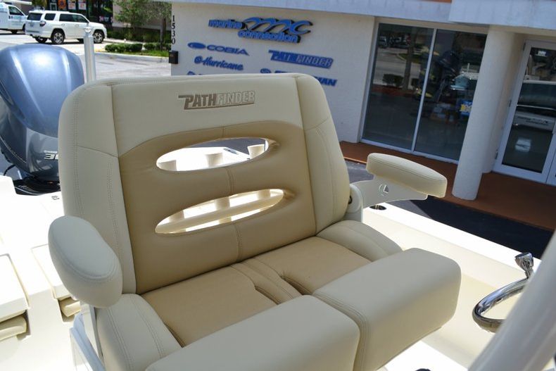 Thumbnail 12 for New 2015 Pathfinder 2600 TRS boat for sale in Vero Beach, FL