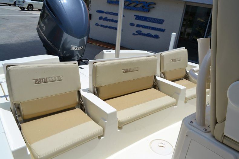 Thumbnail 13 for New 2015 Pathfinder 2600 TRS boat for sale in Vero Beach, FL