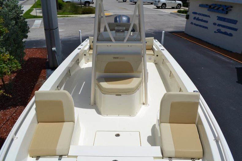 Thumbnail 16 for New 2015 Pathfinder 2600 TRS boat for sale in Vero Beach, FL