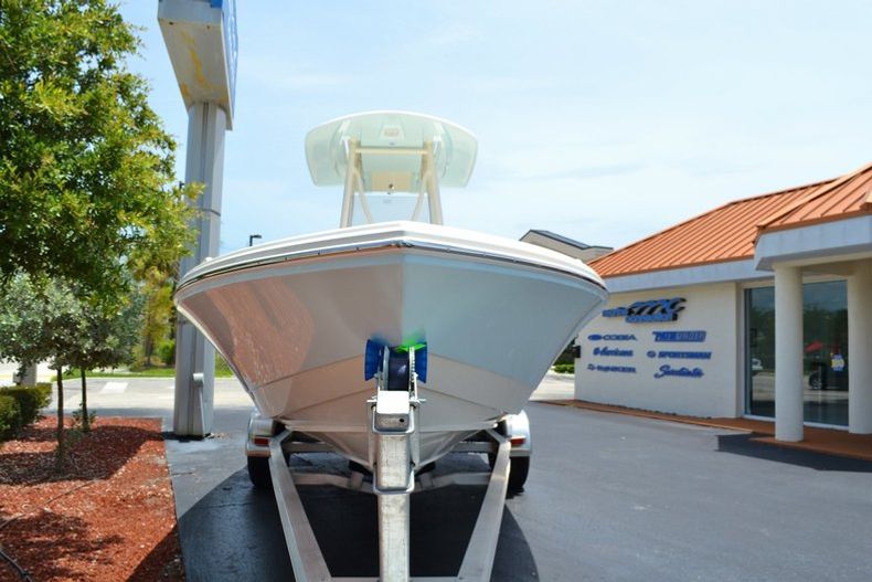 Thumbnail 7 for New 2015 Pathfinder 2600 TRS boat for sale in Vero Beach, FL