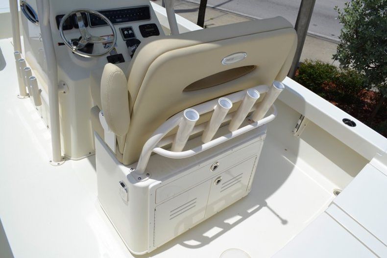 Thumbnail 10 for New 2015 Pathfinder 2600 TRS boat for sale in Vero Beach, FL