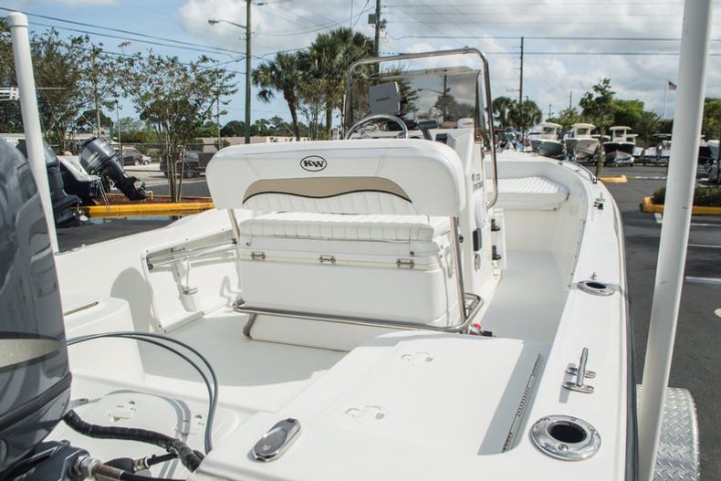 Thumbnail 10 for Used 2010 Key West 1720 Sportsman Center Console boat for sale in West Palm Beach, FL