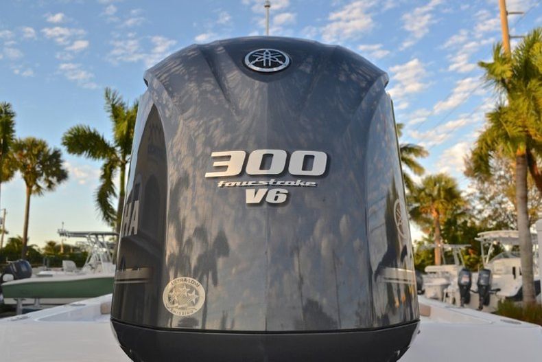 Thumbnail 12 for New 2013 Contender 25 Bay boat for sale in West Palm Beach, FL