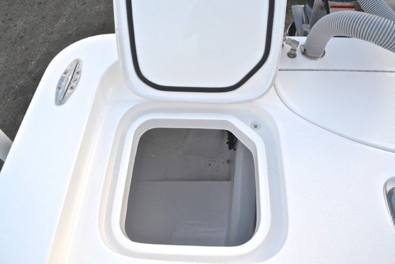 Thumbnail 31 for New 2013 Contender 25 Bay boat for sale in West Palm Beach, FL