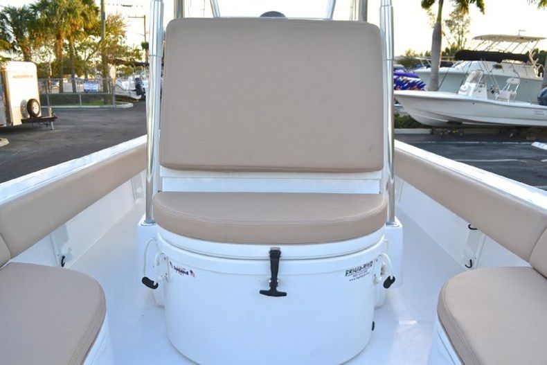 Thumbnail 61 for New 2013 Contender 25 Bay boat for sale in West Palm Beach, FL