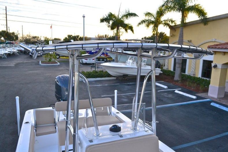 Thumbnail 77 for New 2013 Contender 25 Bay boat for sale in West Palm Beach, FL