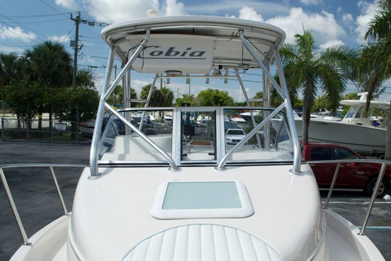 Thumbnail 18 for Used 2006 Cobia 250 Walk Around boat for sale in West Palm Beach, FL