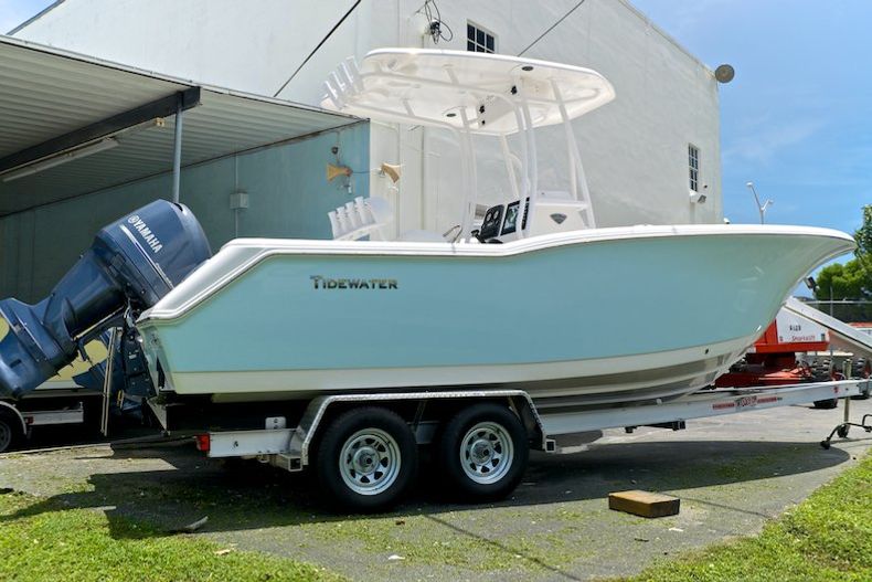 Thumbnail 3 for Used 2004 Bayliner 245 Ciera Cruiser boat for sale in West Palm Beach, FL
