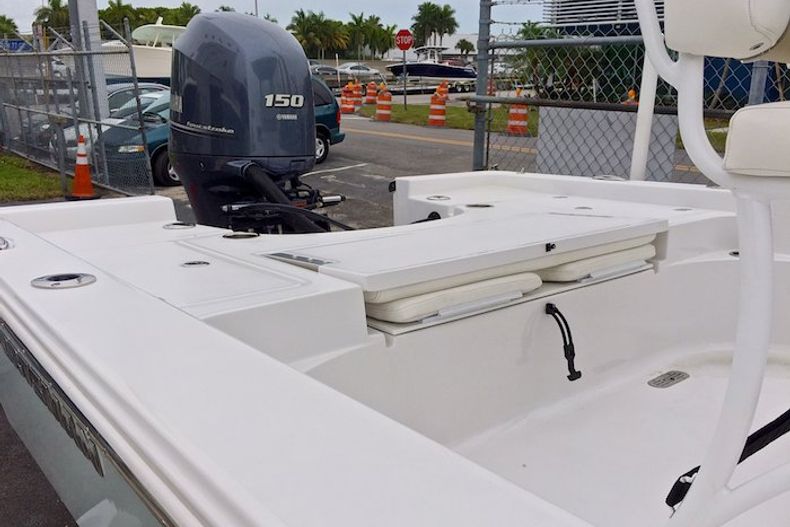 Thumbnail 4 for Used 2014 Sportsman Masters 227 Bay Boat boat for sale in Miami, FL