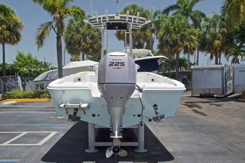 Thumbnail 6 for Used 2005 Sea Chaser 245 Bay Runner LX boat for sale in West Palm Beach, FL