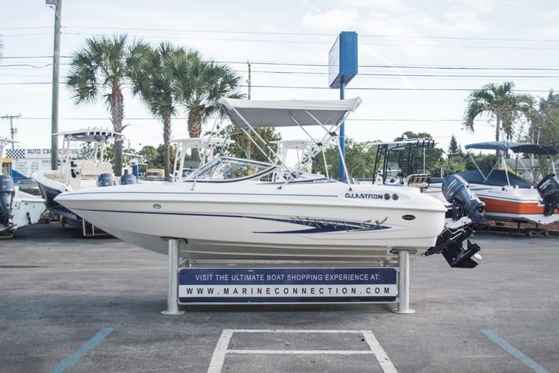 Thumbnail 3 for Used 2003 Glastron SX 175 Bowrider boat for sale in West Palm Beach, FL