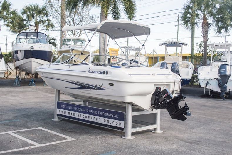 Thumbnail 4 for Used 2003 Glastron SX 175 Bowrider boat for sale in West Palm Beach, FL