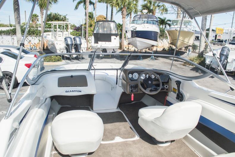 Thumbnail 9 for Used 2003 Glastron SX 175 Bowrider boat for sale in West Palm Beach, FL