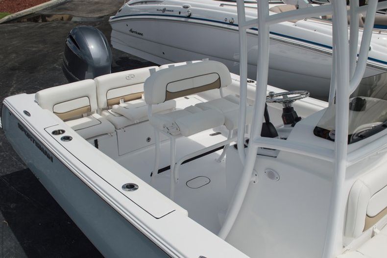 Thumbnail 2 for New 2015 Sportsman Heritage 231 Center Console boat for sale in West Palm Beach, FL