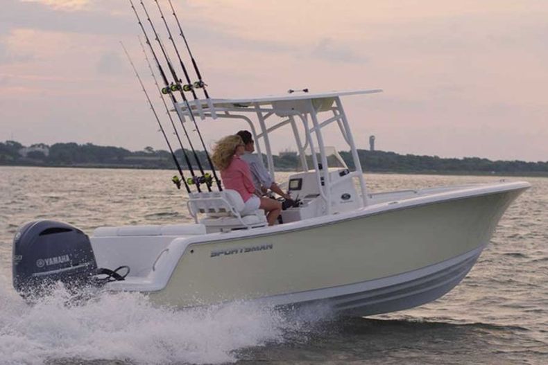 Thumbnail 28 for New 2015 Sportsman Heritage 231 Center Console boat for sale in West Palm Beach, FL