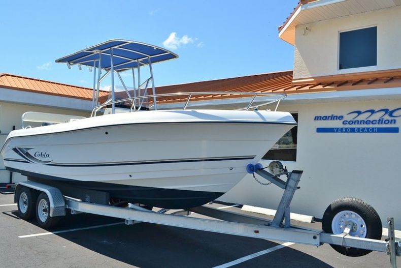 Thumbnail 1 for Used 2003 Cobia 214 Center Console boat for sale in Vero Beach, FL