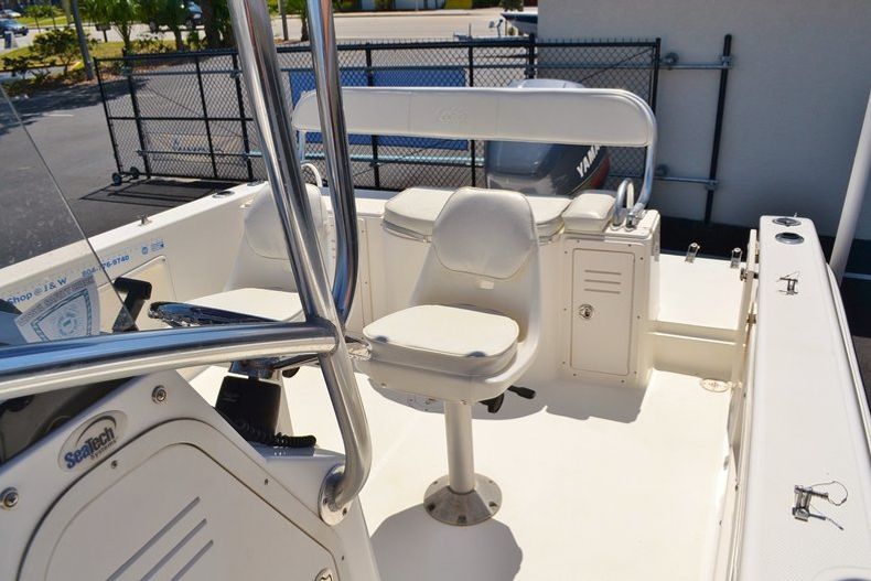 Thumbnail 19 for Used 2003 Cobia 214 Center Console boat for sale in Vero Beach, FL