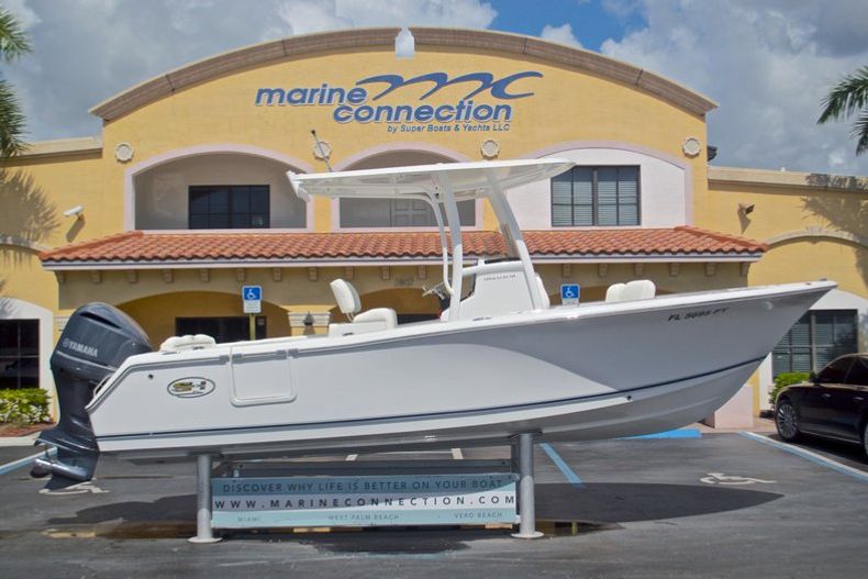 Used 2015 Sea Hunt 235 SE Center Console boat for sale in West Palm Beach, FL