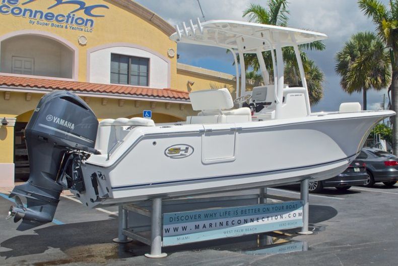 Thumbnail 7 for Used 2015 Sea Hunt 235 SE Center Console boat for sale in West Palm Beach, FL