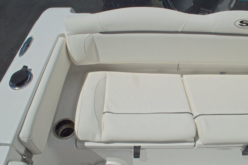 Thumbnail 17 for Used 2015 Sea Hunt 235 SE Center Console boat for sale in West Palm Beach, FL