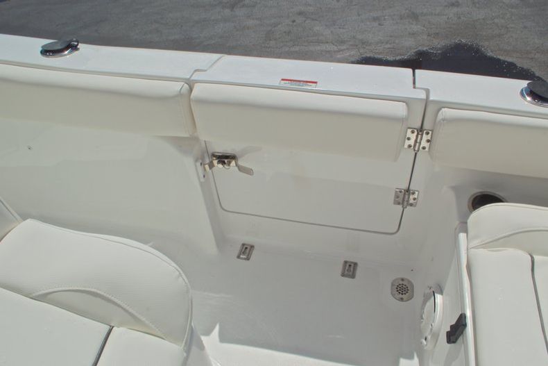 Thumbnail 28 for Used 2015 Sea Hunt 235 SE Center Console boat for sale in West Palm Beach, FL