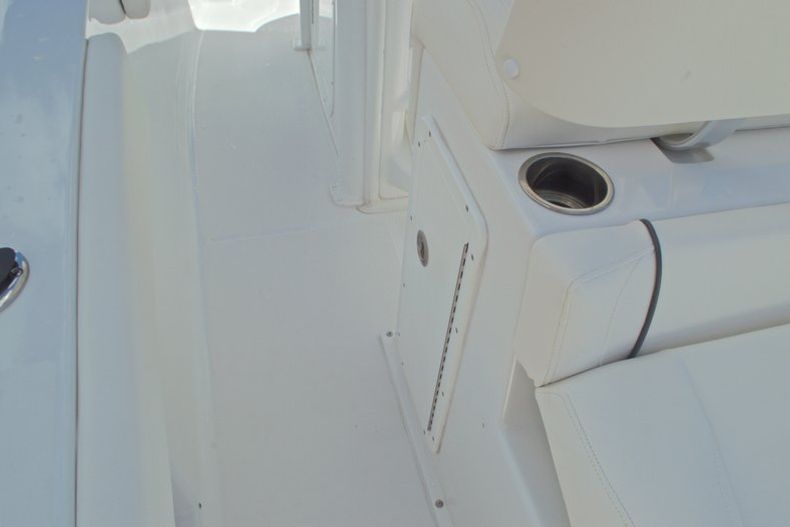 Thumbnail 29 for Used 2015 Sea Hunt 235 SE Center Console boat for sale in West Palm Beach, FL