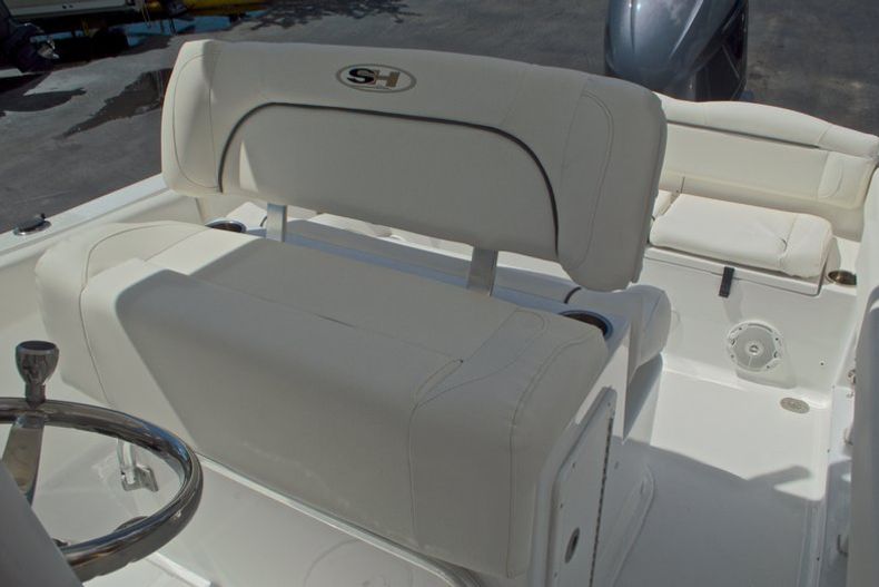 Thumbnail 31 for Used 2015 Sea Hunt 235 SE Center Console boat for sale in West Palm Beach, FL