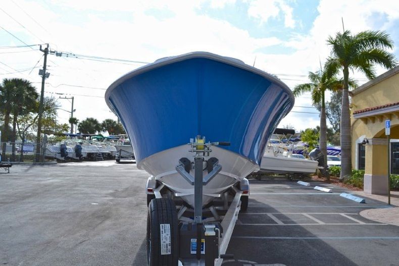 Thumbnail 3 for New 2013 Contender 39 ST Step Hull boat for sale in West Palm Beach, FL