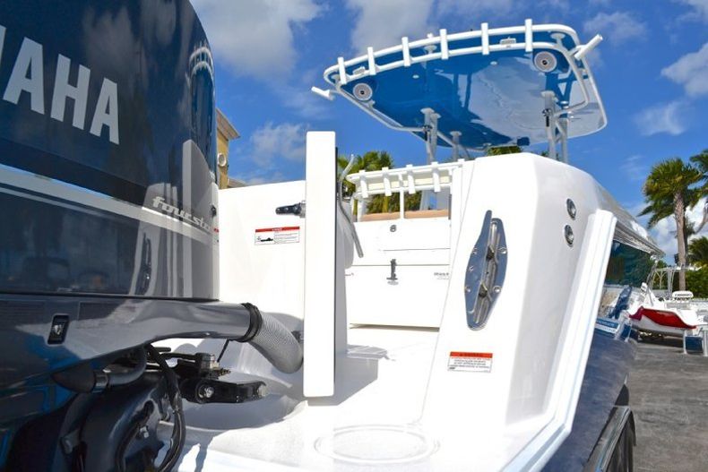 Thumbnail 28 for New 2013 Contender 39 ST Step Hull boat for sale in West Palm Beach, FL