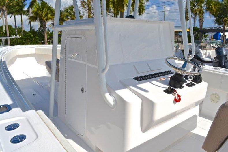 Thumbnail 71 for New 2013 Contender 39 ST Step Hull boat for sale in West Palm Beach, FL