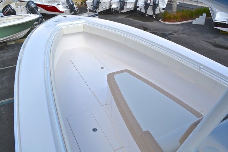 Thumbnail 97 for New 2013 Contender 39 ST Step Hull boat for sale in West Palm Beach, FL