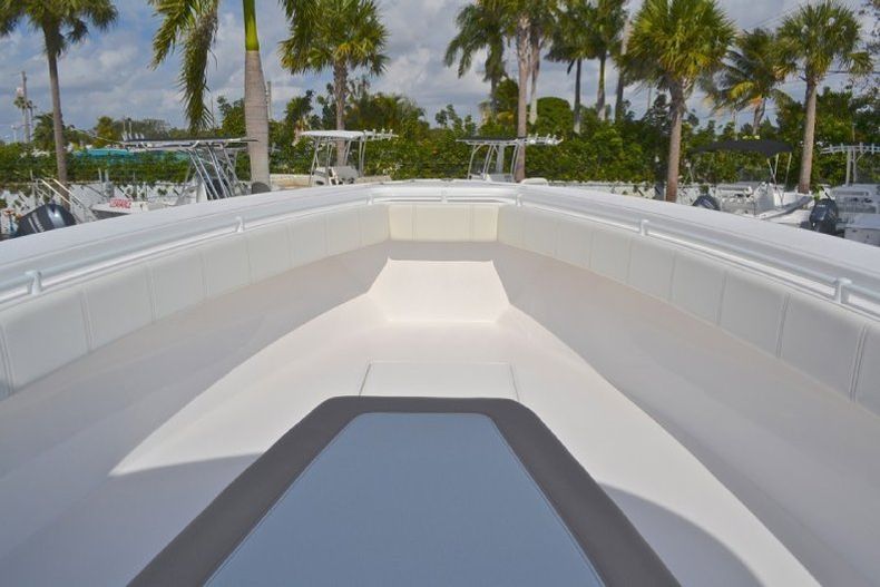 Thumbnail 115 for New 2013 Contender 39 ST Step Hull boat for sale in West Palm Beach, FL