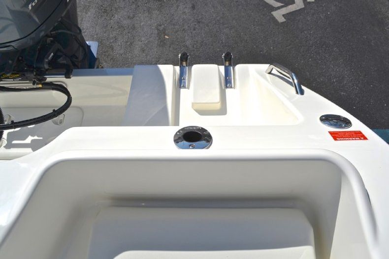 Thumbnail 29 for New 2013 Cobia 217 Center Console boat for sale in West Palm Beach, FL