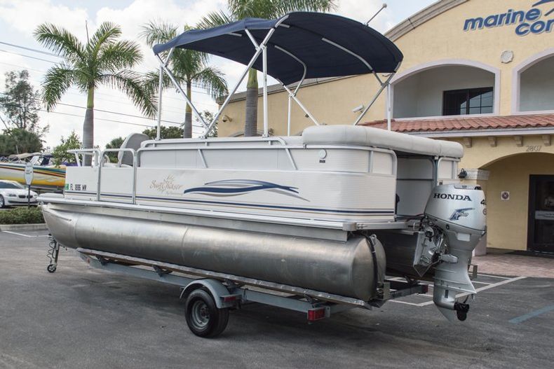 Thumbnail 1 for Used 2005 Sun Chaser 820 Fish RE Pontoon boat for sale in West Palm Beach, FL