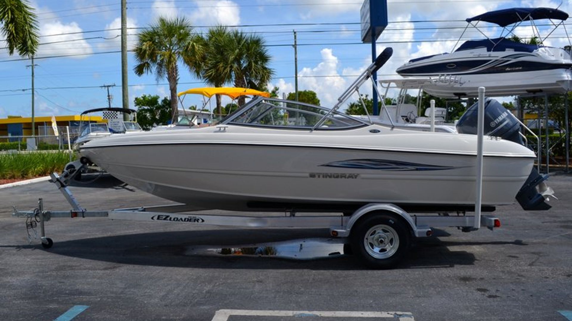 New 2013 Stingray 191 RX Bowrider #S9YT image 14