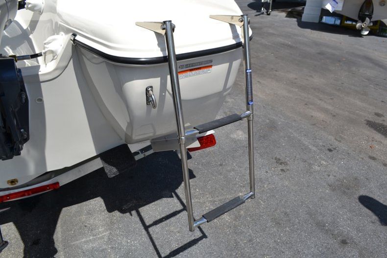 Thumbnail 27 for New 2013 Stingray 191 RX Bowrider boat for sale in West Palm Beach, FL