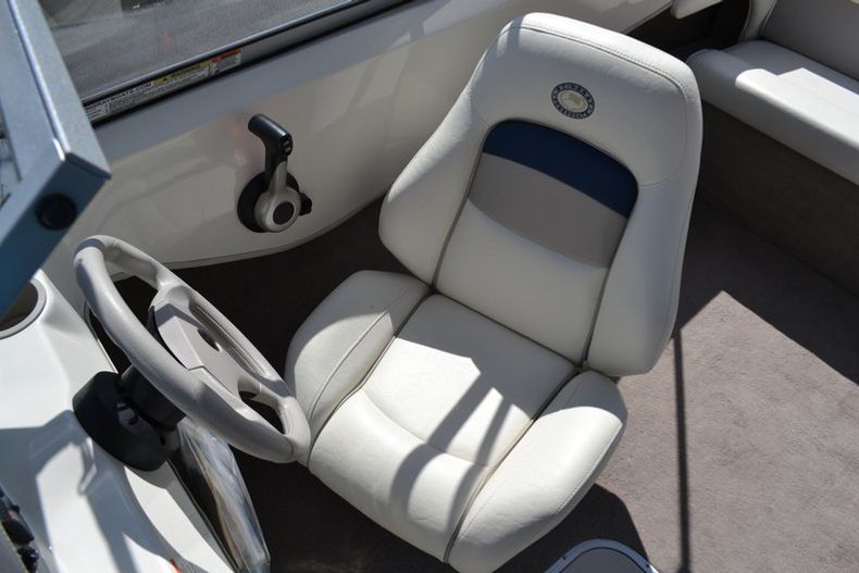 Thumbnail 37 for New 2013 Stingray 191 RX Bowrider boat for sale in West Palm Beach, FL